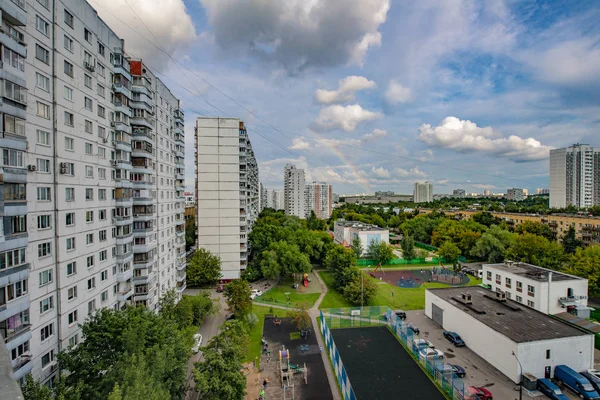 Novas Áreas Residenciais Moscou Com Edifícios Vários Andares Ruas — Fotografia de Stock