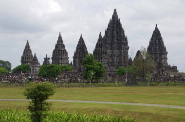 Endonezya 'da Java adasında Yogyakarta yakınlarındaki Prambanan Tapınağı