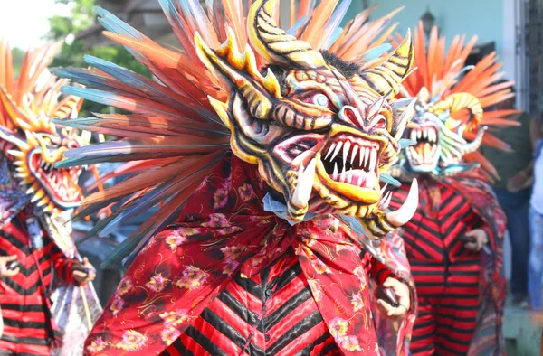 Los Santos, Panama, Haziran 2017: Diablicos veya Los Santos, Panama Corpus Christi kutluyor sokaklarında dans Devils