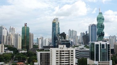  Panama City-Panama-Aralık 8, 2016: Panama City modern manzarası ile onun yüksek artış görünümünü şehir merkezinin kalbinde kuleleri.     