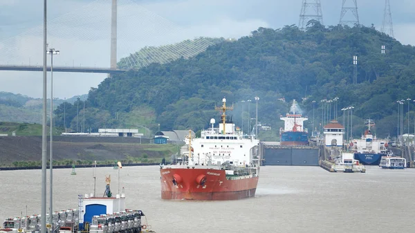 Miraflores Lock Panama Canal Panama Dec 2016 Several Ships Going — Stock Photo, Image