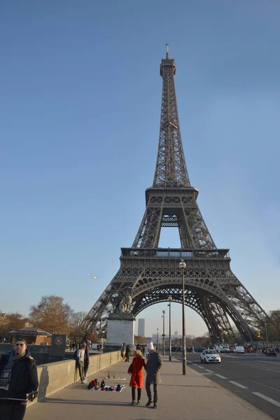 Paris France Jan 2017 Eiffel Tower Wrought Iron Lattice Tower — Stock Photo, Image