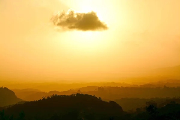 Beautiful sunset in the central mountain range of Panama — Stock Photo, Image