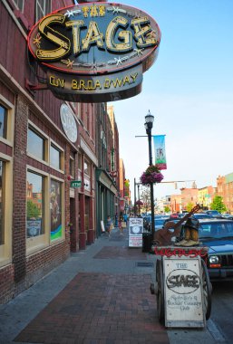 Beale Street, Downtown Memphis'te bir sokak.