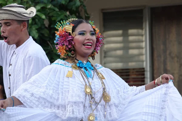 Los Santos Panama Nov 2018 Young Woman Wearing Traditional Dress — Stock Photo, Image