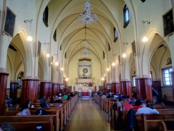 Binnenkant van de heer van Monserrat Basilic in Bogota Colombia — Stockfoto