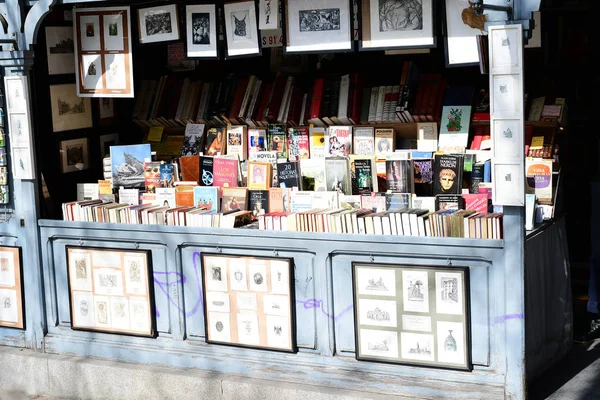 Madrid España Feb 2019 Las Librerías Usadas Cerca Del Museo — Foto de Stock