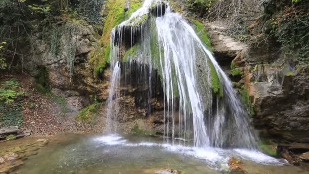 Cachoeira Jur Jur Floresta Outono Crimeia — Vídeo de Stock
