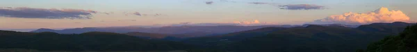 Nádherný Panoramatický Výhled Večerní Kopce Hory Krymu — Stock fotografie