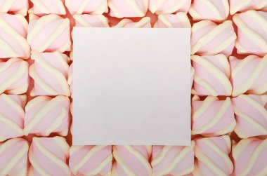 Yaratıcı renkli pembe marshmallows arka plan. Flatley gelen 