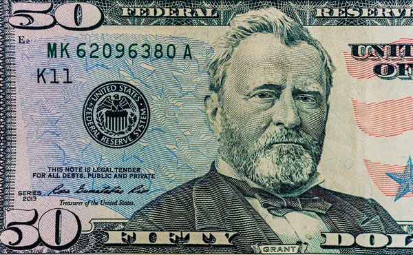 Mi 50 dolláros bankjegy közel, amerikai szövetségi tartalék bankjegy töredékek — Stock Fotó