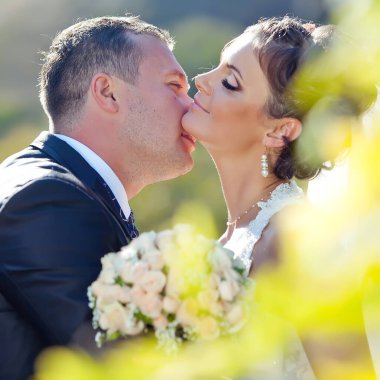 Düğün için. Gelin ve damat düğün günlerinde. Bir çift aşık.. 