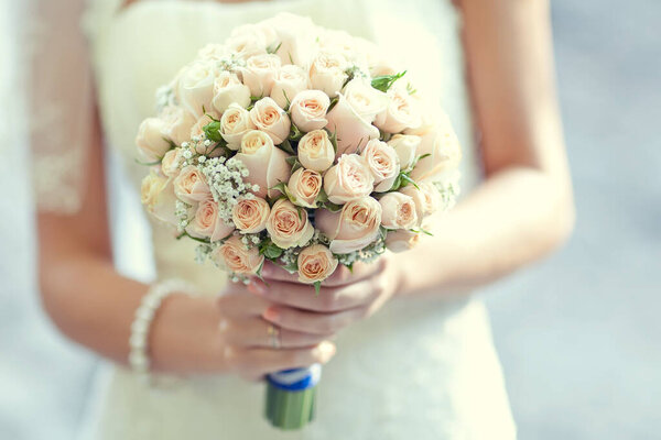 The brides bouquet. Flowers on a wedding day.