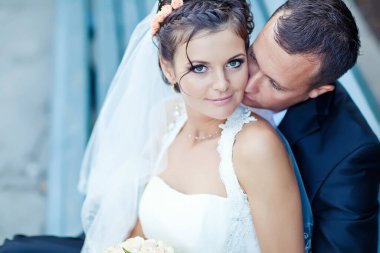 Düğün için. Gelin ve damat düğün günlerinde. Bir çift aşık.. 