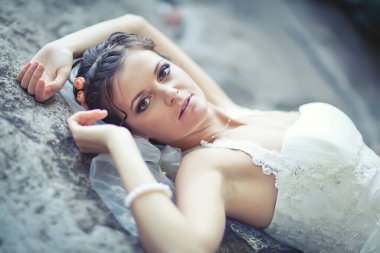 Doğada güzel bir gelin.