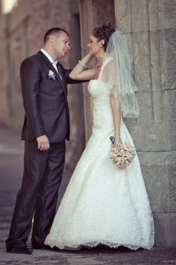 Düğün için. Gelin ve damat düğün günlerinde. Bir çift aşık.. 