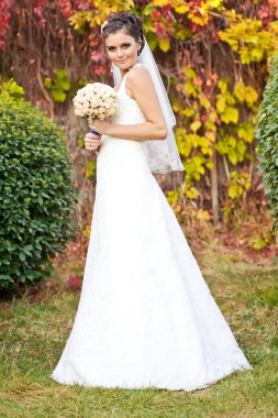 Doğada güzel bir gelin.