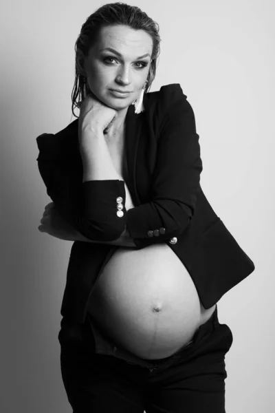 セクシーな街の妊婦. — ストック写真