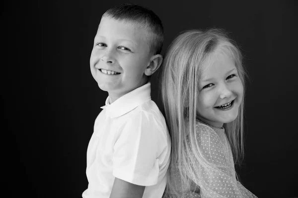 Little boy and little girl. Brother and sister. — Stock Photo, Image