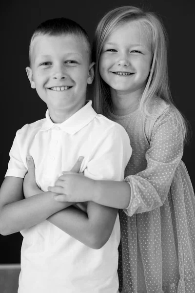 Little boy and little girl. Brother and sister. — Stock Photo, Image
