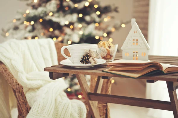 Decorazione domestica di Natale, bella decorazione di festa. — Foto Stock