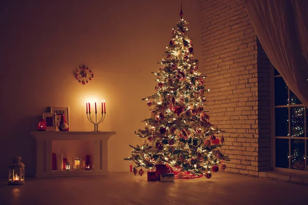 Decoración de Navidad en la casa. — Foto de Stock