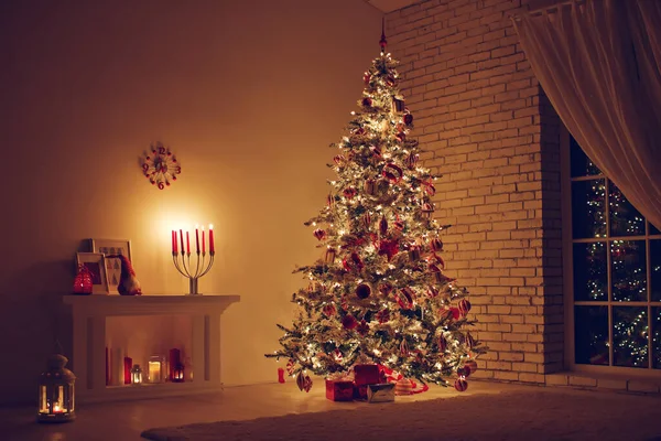 Decoración de Navidad en la casa. — Foto de Stock