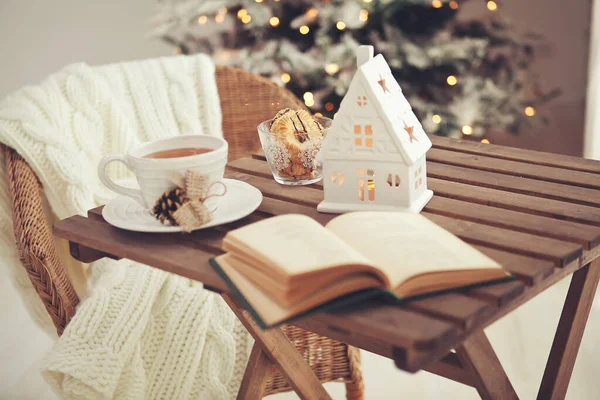 Noel evi dekorasyonu, güzel tatil dekorasyonu.. 