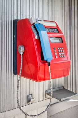 Moskova yakın çekim sokakta eski sokak genel ödemeli telefon.