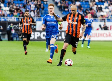 Kiev, Ukrayna - 19 Mayıs, 2018 Yaroslav Rakitckiy topu kontrol eder. Ukrayna Premier Ligi maç Dinamo Kiev Shakhtar Donetsk Dinamo Kiev Stadyumu'nda.