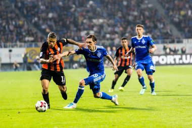 Kiev, Ukrayna - 19 Mayıs, 2018 Marlos topu kontrol eder. Ukrayna Premier Ligi maç Dinamo Kiev Shakhtar Donetsk Dinamo Kiev Stadyumu'nda.