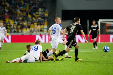 Kiev, Ukrayna - 24 Ağustos 2018 oyuncular eylem sırasında Uefa Şampiyonlar Ligi maç Dinamo Kiev Afc Ajax Kiev, Ukrayna Milli Güvenlik Olimpiyat Stadyumu'nda.