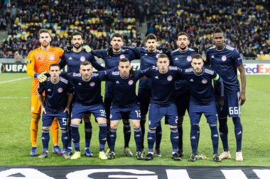 Kiev, Ukrayna - 22 Şubat 2019: Olympiakos Fc takım fotoğraf, Dinamo Kiev Kiev, Ukrayna Milli güvenlik Olimpiyat Stadyumu'nda karşı Uefa Avrupa Ligi maç başlamadan.