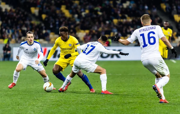 Uefa europa league fussballspiel dynamo kyiv � � � chelsea, marsch — Stockfoto