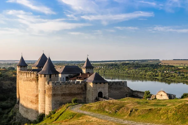 Středověká pevnost, západní Ukrajina, Khotyn — Stock fotografie