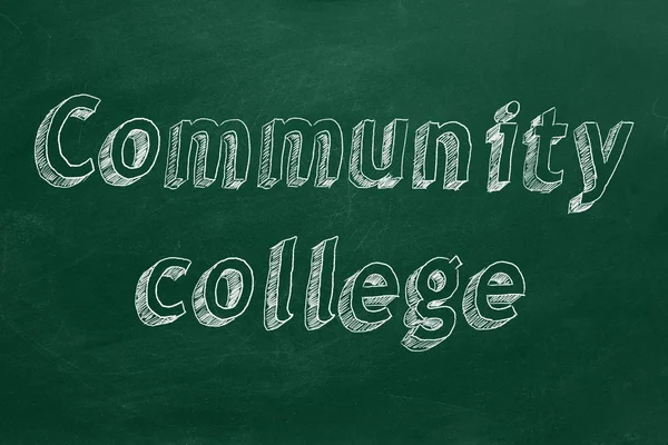 緑の黒板に手書き コミュニティ カレッジ — ストック写真