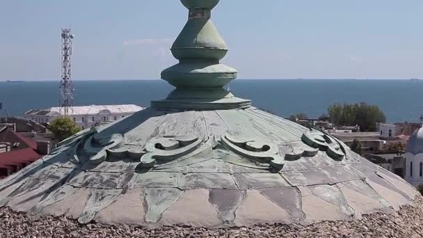 Vista Detalhada Grande Mesquita Cúpula Com Cidade Mar Negro Fundo — Vídeo de Stock