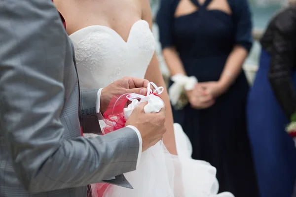 Coppia Mani Sul Matrimonio Simboleggiano Sempre Insieme Matrimonio Primo Piano — Foto Stock