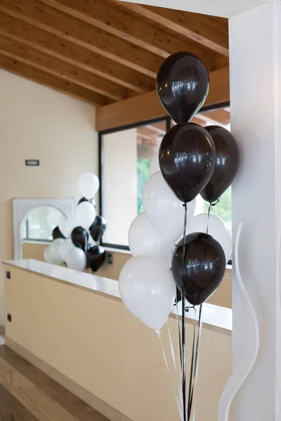 Biały Czarny Balonów Wakacje — Zdjęcie stockowe
