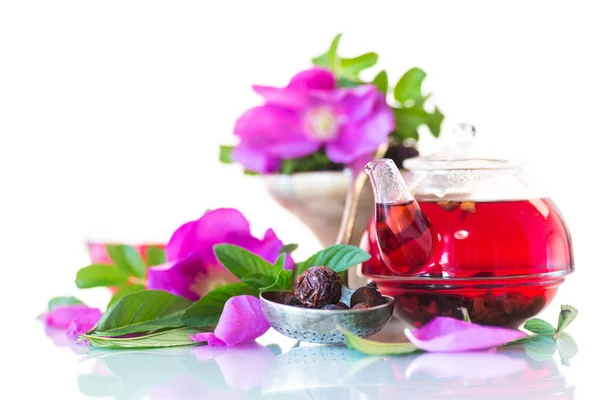 Hecho Rosa Mosqueta Con Menta Sobre Fondo Blanco Con Flores —  Fotos de Stock