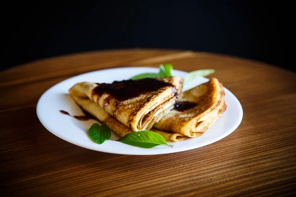 Fried pancakes thin — Stock Photo, Image