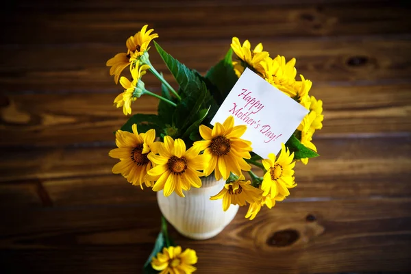 Bouquet Yellow Big Daisies Wooden Table — Stock Photo, Image