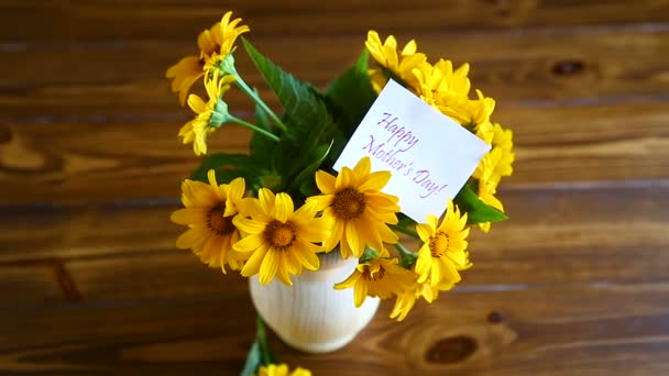 黄色の大きなデイジーの花束 — ストック動画