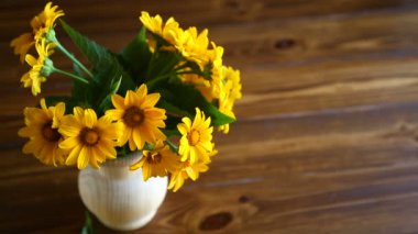 buket sarı büyük papatya