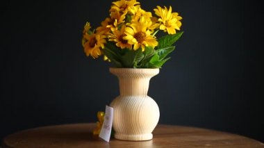 buket sarı büyük papatya