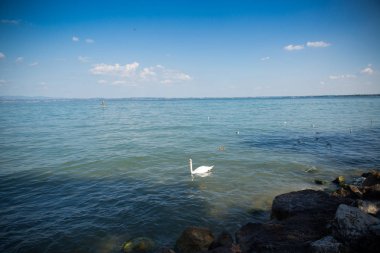 Güzel İtalya, güneşli yaz günü Garda Gölü. 7 Eylül 2018