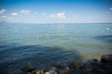 Güzel İtalya, güneşli yaz günü Garda Gölü. 7 Eylül 2018