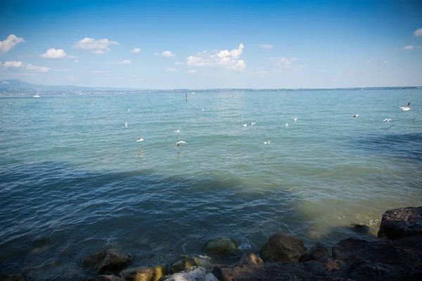 美しい晴れた夏の日 イタリアのガルダ湖 2018 ストック画像