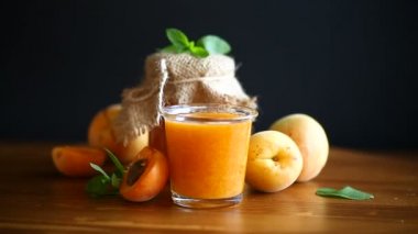 Taze Tatlı Kayısı reçeli