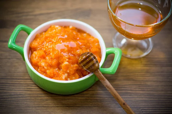 Gachas Calabaza Dulces Hervidas Con Miel Plato Sobre Mesa — Foto de Stock